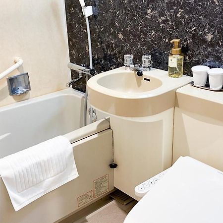 Hotel Livemax Budget Shinbashi Токио Екстериор снимка