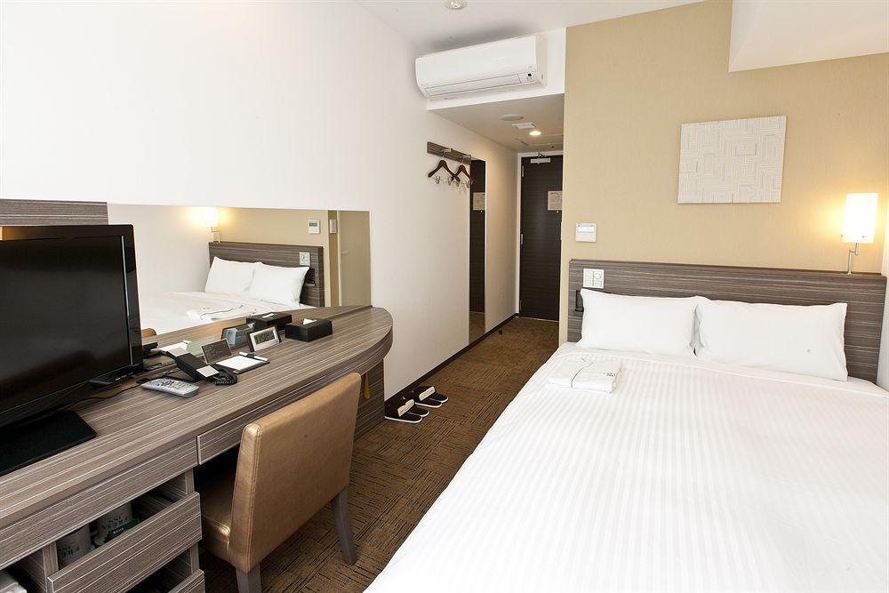 Hotel Livemax Budget Shinbashi Токио Екстериор снимка