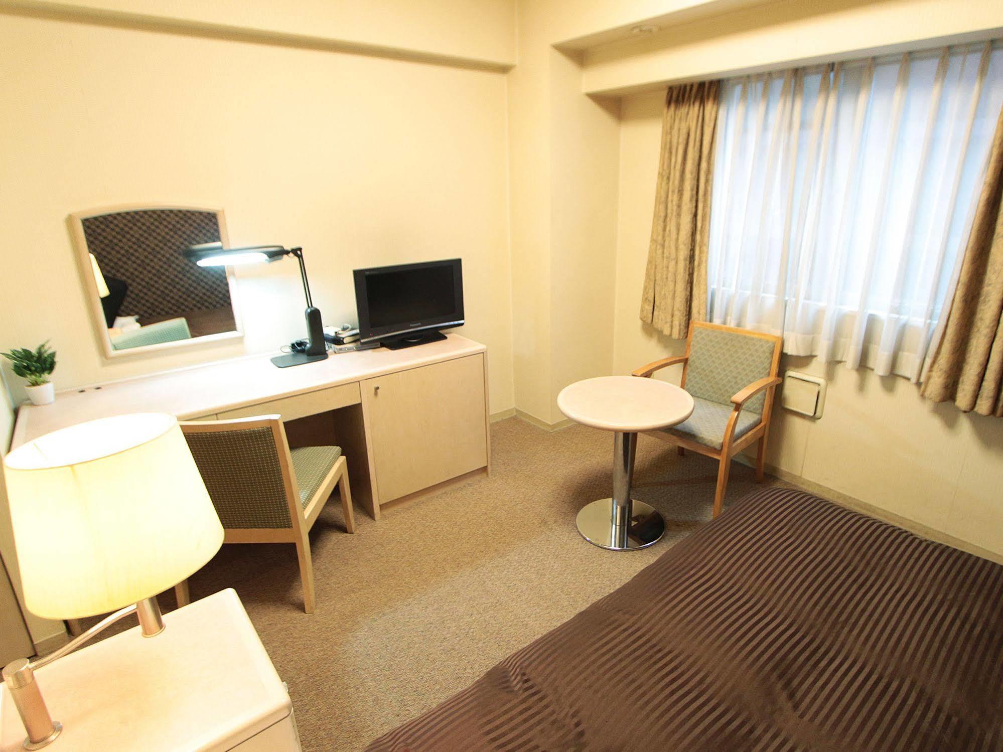Hotel Livemax Budget Shinbashi Токио Екстериор снимка